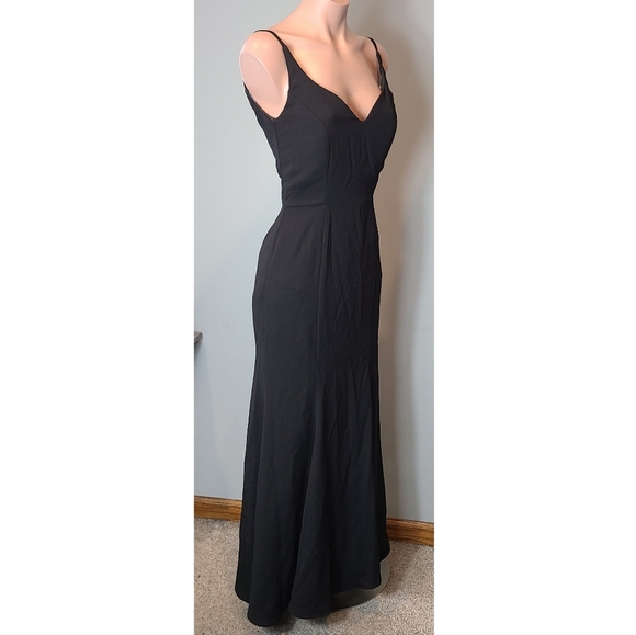 Hayley Paige black evening gown Size 2 Prom Wedding Elegant Maxi Goth Holiday - Picture 3 of 10